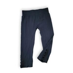 Black Maternity Capris, Women's OSFM